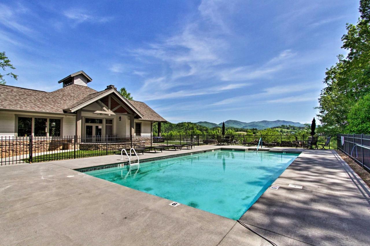 Chic Townsend Condo With Saltwater Pool! Exterior foto